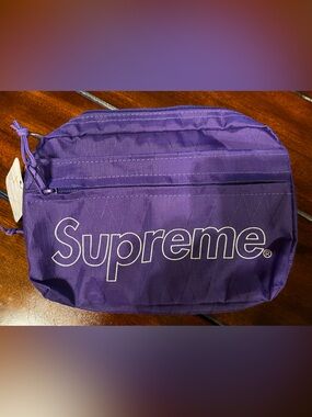 New authentic Supreme Purple Logo Waist/Shoulder Pouch bag FW18